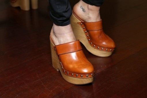 Thời trang guốc cao trở lại trong mùa hè