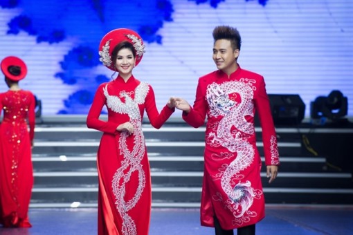 Mẫu áo dài cưới truyền thống đẹp cho cặp đôi mùa cưới 2018