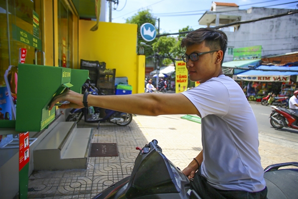 Robot giu xe may tu dong dau tien o TP.HCM co gi dac biet?