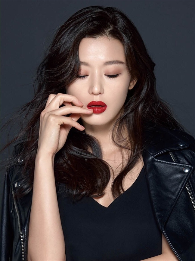 'Mo chanh' Jun Ji Hyun xu Han tai xuat ca tinh sau sinh con thu hai