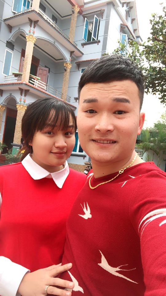 Su that cau chuyen anh chong hat hay nhu ca si len mang 'boc phot' vo... tro mat sau dam cuoi