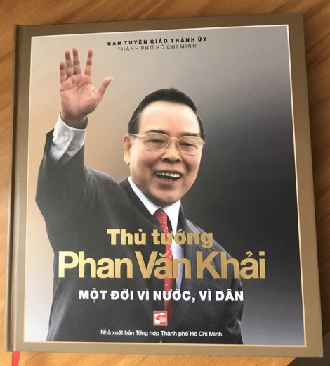Ra mắt sách ảnh 'Thủ tướng Phan Văn Khải một đời vì nước, vì dân'