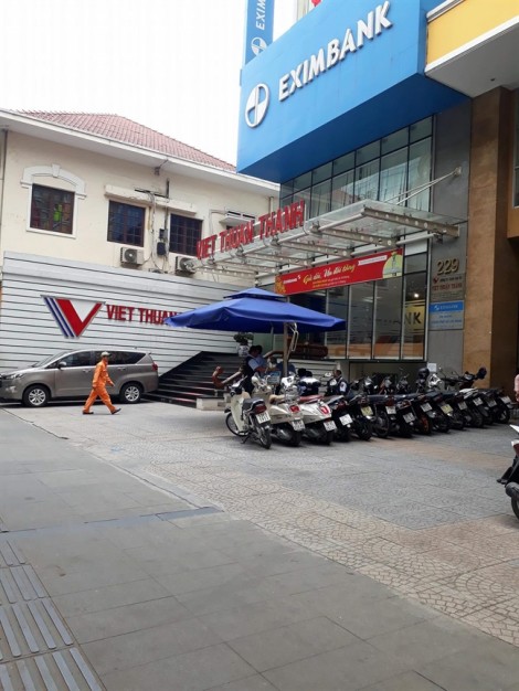 Eximbank tạm ứng hơn 32 tỷ đồng cho khách bị mất tiền ở Nghệ An