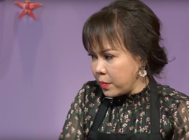 Viet Huong: 'Hay tran trong bua com gia dinh ben cha me khi con co the'