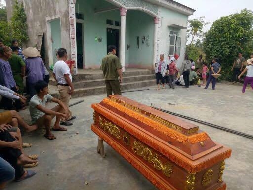 Chong co bieu hien benh than kinh ruot chem vo tu vong o Hoa Binh