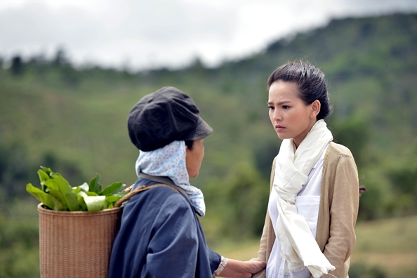 Nhung vien da quy dam mau