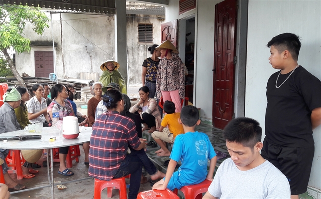 Hoan canh thuong tam cua thai phu bi chet chay tren xe khach khi di kham thai