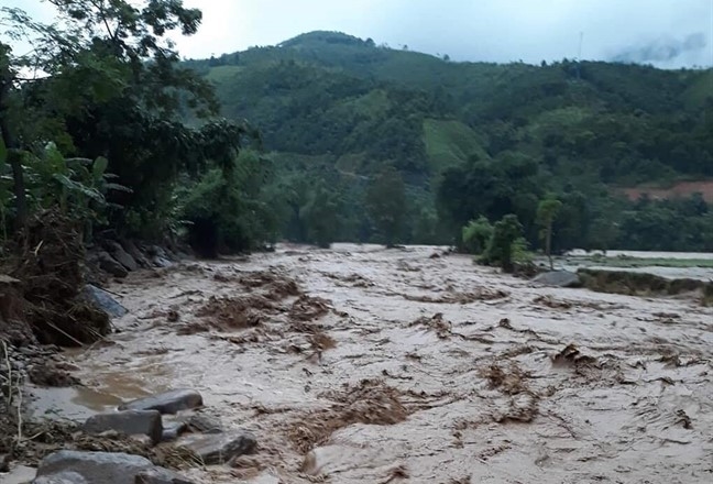 Da co 26 nguoi chet va mat tich do mua lu o Yen Bai