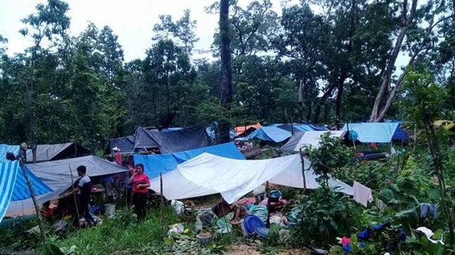 Vo dap thuy dien tai Lao: Chay dua de cuu ho, gap rut vien tro nguoi bi nan