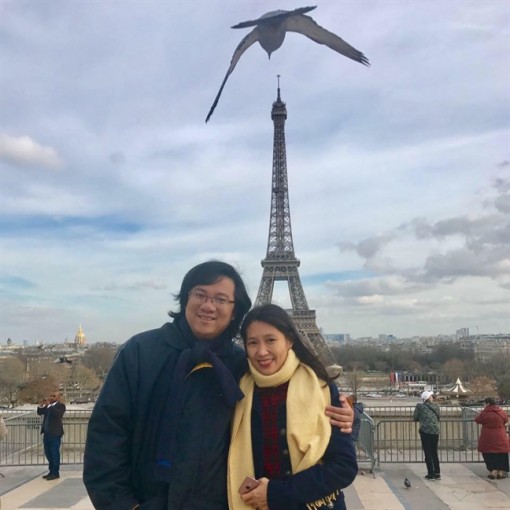 16 năm bên nhau vẫn tình như vợ chồng son