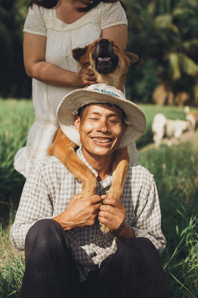 Phai long tu canh dong, thuong yeu nhau den gia