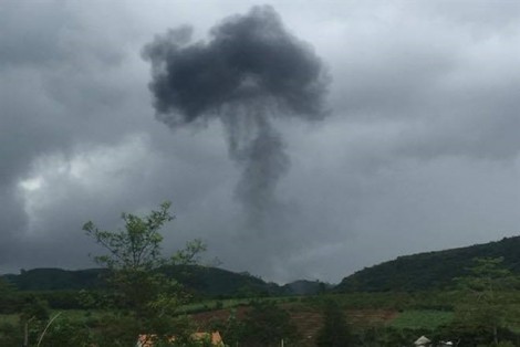 Máy bay quân sự rơi ở Nghệ An, hai phi công tử nạn