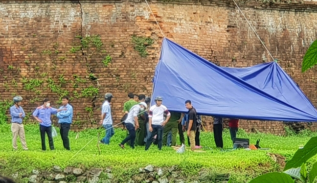 Nam thanh nien chet bat thuong sau khi bi duoi danh