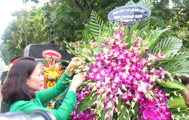 ‘Tri oi, bon minh khong kip thuc hien loi hen roi’