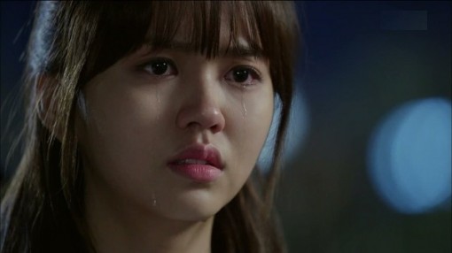 'Gái già' còn gì đáng giá?