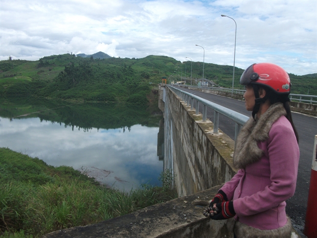 Dan song trong vung dong dat Quang Nam binh than ma… lo