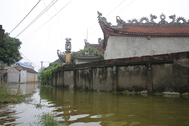 Cau chuyen song chung voi lu cua nhung ho dan ben canh de song Bui