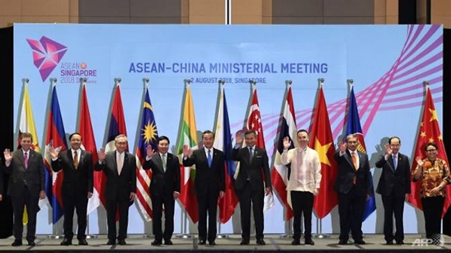 ASEAN-Trung Quoc dat thoa thuan ve 'van ban duy nhat' dam phan COC