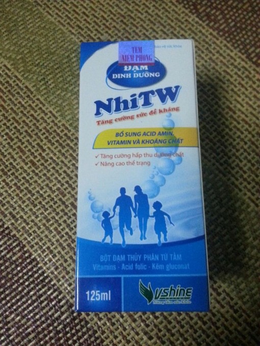 Bị rút giấy phép, doanh nghiệp vẫn lén lút sản xuất hàng loạt sản phẩm đạm dinh dưỡng Nhi TW