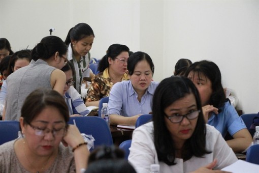 Tập huấn thực hành lập phiếu khảo sát qua mạng