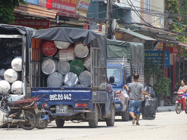 Nguoi dan 'thu phu' vang ma hoi ha kiem tien ty trong 'thang co hon'