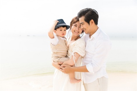 Diễn viên Thanh Bình: ‘Tôi nợ vợ một đám cưới lãng mạn bên bờ biển’