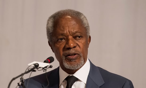 Cuu Tong thu ky LHQ Kofi Annan qua doi