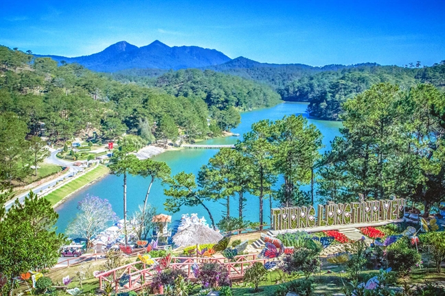 Trai nghiem Da Lat 2 ngay thu vi cua co sinh vien Ha Noi