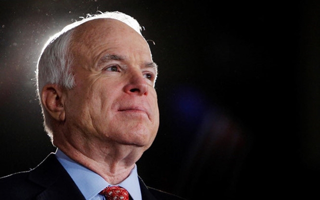 Thuong nghi si John McCain qua doi o tuoi 81