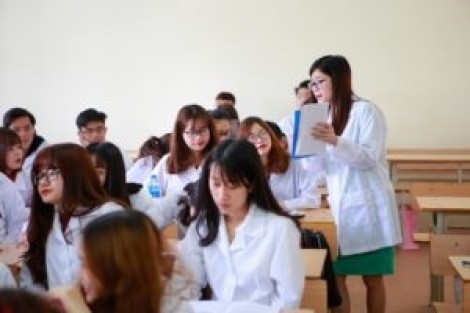 Trường cao đẳng Y Dược Hà Nội tuyển sinh 'chui' tại TP.HCM