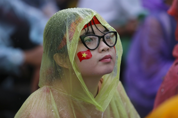 Co dong vien bat khoc khi Olympic Viet Nam danh mat huy chuong dong