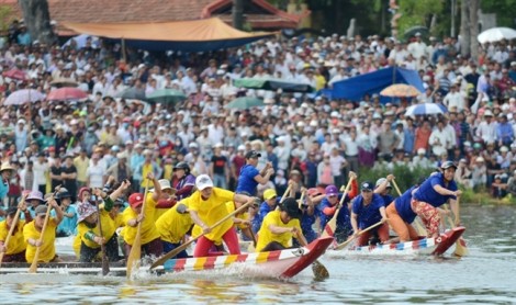 Sông Hương tưng bừng ngày hội đua ghe mừng Quốc khánh