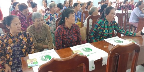 Huyện Cần Giờ: Hội viên bàn về giảm thiểu sử dụng túi nylon