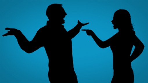 Đòi thế nào khi cho vợ chồng bạn mượn tiền, chưa trả họ đã ly hôn?