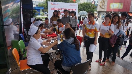 HD SAISON đóng góp hơn 500 đơn vị máu vào ngân hàng máu quốc gia