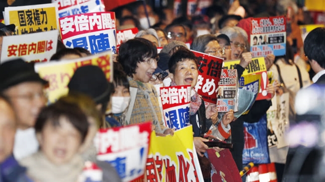 Cuoc cach mang xa hoi tham lang cua Thu tuong Nhat Shinzo Abe