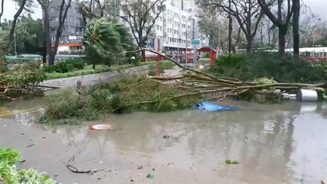 Roi Philippines, sieu bao Mangkhut tan cong Trung Quoc