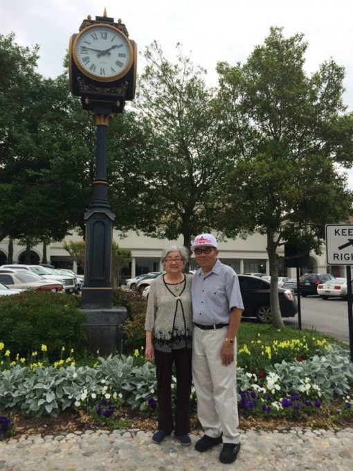 Hôn nhân nhiều sắc màu của 'vợ chồng già hát karaoke' khiến cộng đồng bolero xốn xang