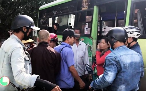 Giải cứu thiếu nữ 13 tuổi bị lừa bán vào quán cà phê trá hình