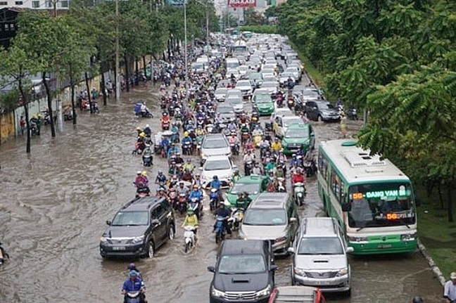 Khong ung tien cua Vingroup de sua duong Nguyen Huu Canh