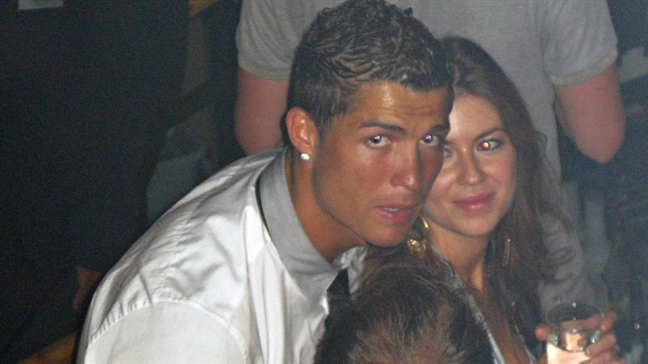 Ronaldo phu nhan chuyen hiep dam nu nguoi mau