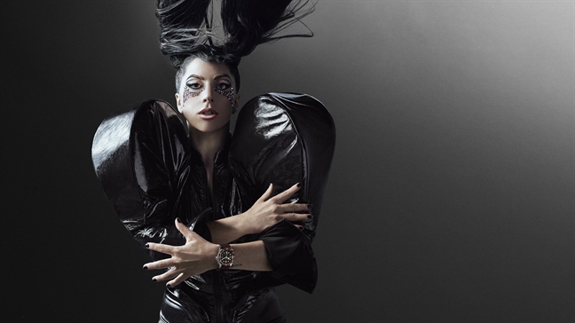 Lady Gaga dan dau top 100 MV xuat sac nhat the ky XXI