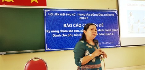 Quận 8: Chia sẻ kỹ năng làm mẹ với phụ nữ có đạo