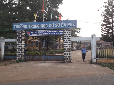 Khởi tố nguyên hiệu trưởng nhận hàng trăm triệu đồng tiền 'chạy việc'