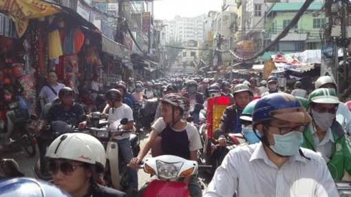 Nguy cơ bị tim mạch, ung thư rất cao nếu thường xuyên 'dính' kẹt xe