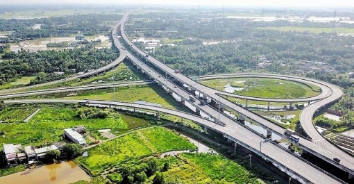 Long An: Hạ tầng bật dậy, thị trường bất ngờ nóng lên