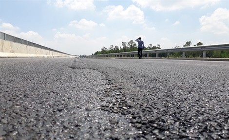 VEC tuyên bố đã sửa xong cao tốc Đà Nẵng - Quảng Ngãi
