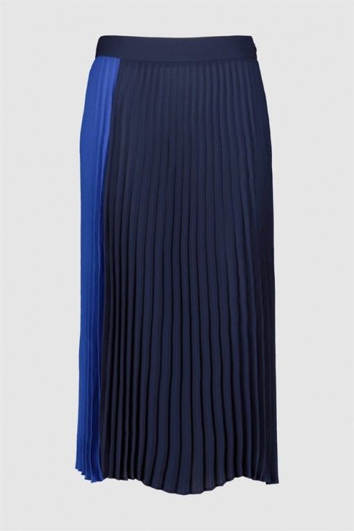 Chân váy midi xếp ly - item không thể thiếu trong tủ đồ đón thu