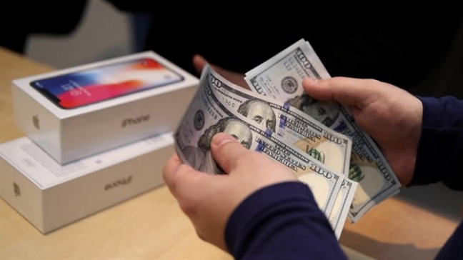 Apple canh canh noi lo giua mua iPhone XS