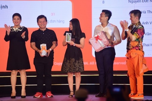 Cùng khởi nghiệp trên ứng dụng LIAN